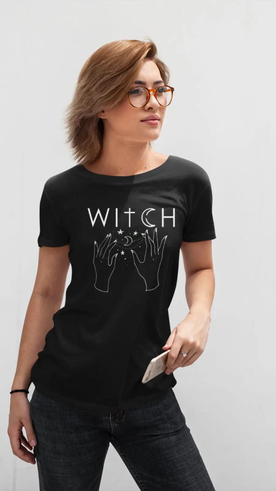 Remera con diseño de manos